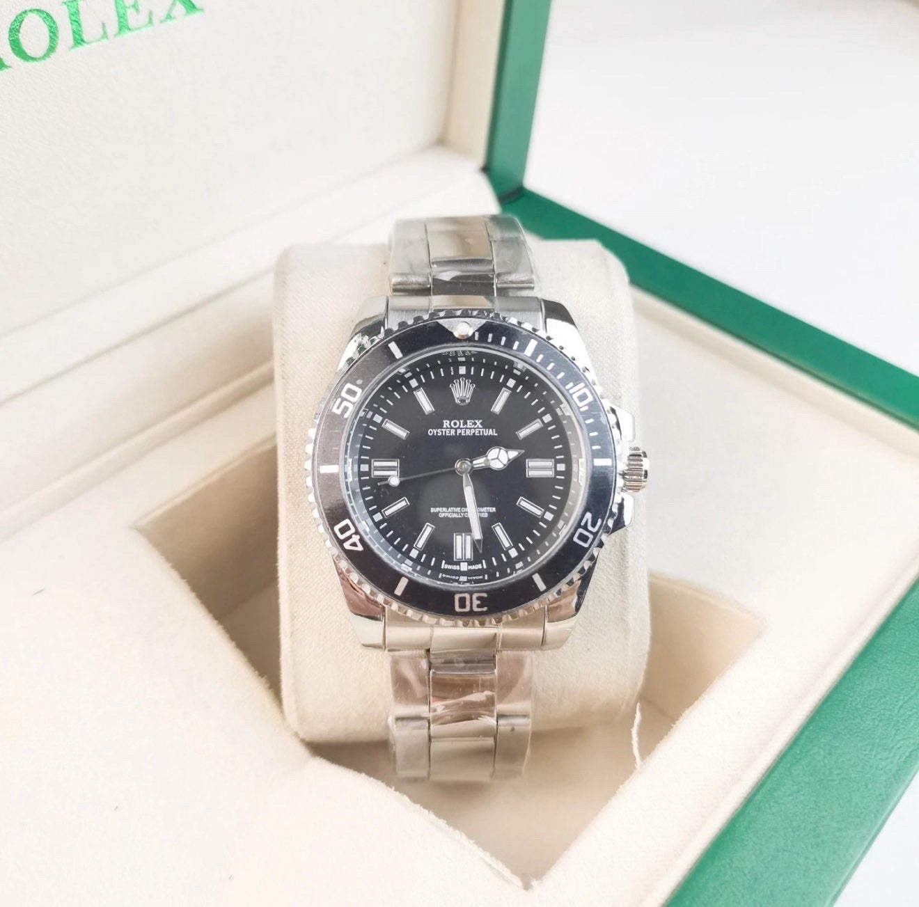 ROLEX OYSTER PERPETUAL WATCH