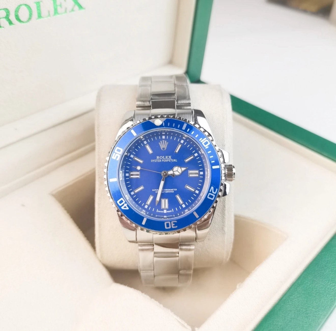 ROLEX OYSTER PERPETUAL WATCH