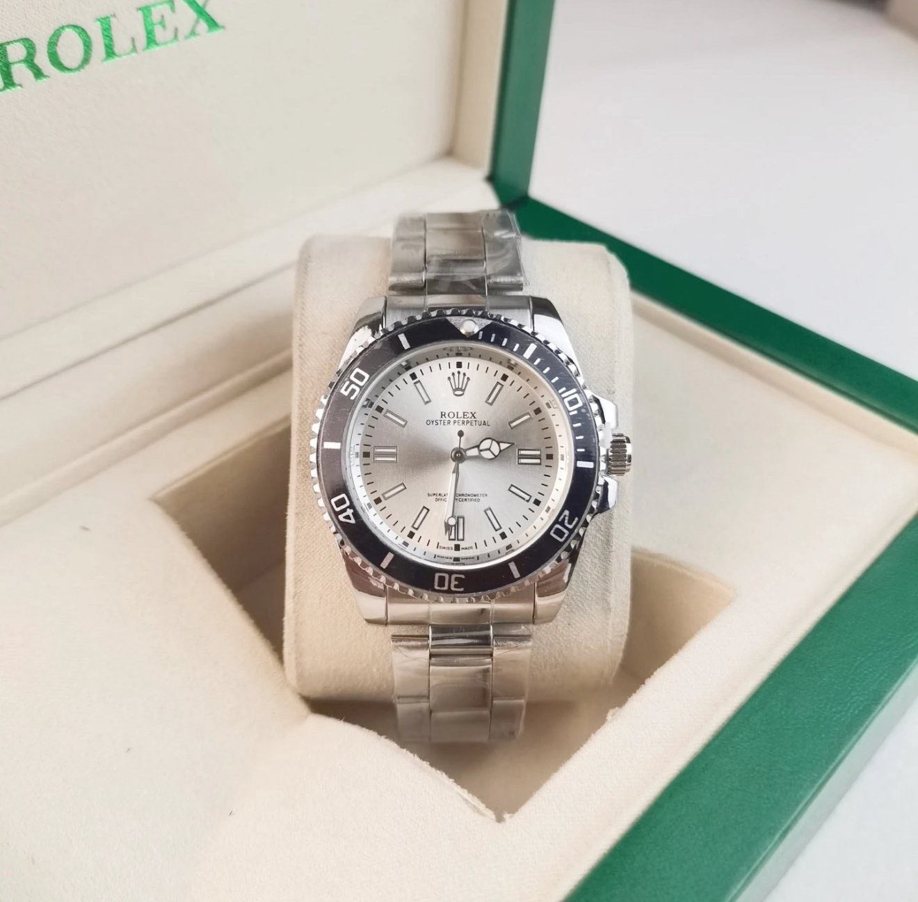 ROLEX OYSTER PERPETUAL WATCH